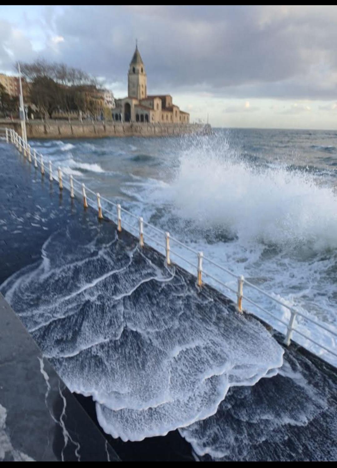 Brisas Del Norte Gijon Luaran gambar